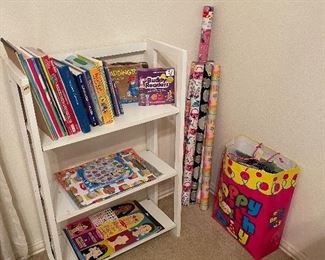 Books, Wrapping paper and bags