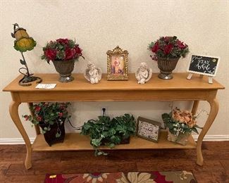 Sofa/Entry Table, Floral, Art