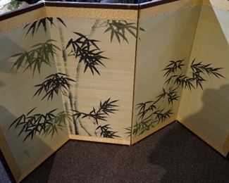 Asian Divider / Art