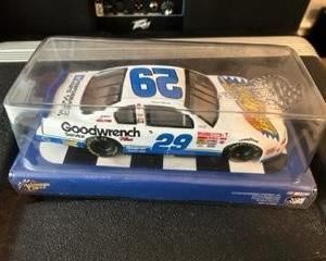 ACTION COLLECTABLES 29 Kevin Harvick