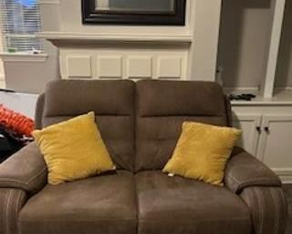 Power Reclining Love Seat