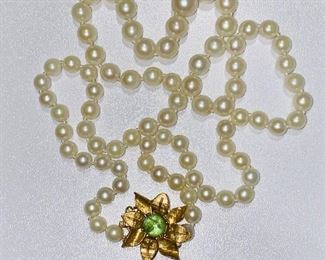 The 14K Yellow Gold Pearl Emerald Necklace shown, and/or similar products are available for shipping or for browsing and purchase at Tysons Jewelry. The price is $300.

Please text or call 7032689529 for inquiries, or visit Tysons Jewelry located at:

8373 Leesburg Pike #12, Vienna Virginia 22182

Additional pictures are available upon request.

We buy gold and precious metals at 95%. Please see our website to learn more about specific prices, our other products/services & additional ways to get in contact:

https://tysonsjewelry.net

Jewelry resizing, and repair services are available at the store. Inquiries regarding gold, silver, precious metals, coins, watches, diamonds, cars, and collectibles are welcome!