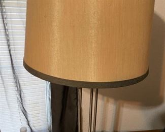 2 matching lamps