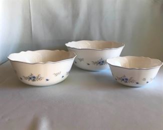ARCOPAL FRANCE Serving Bowl Set