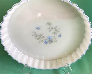 Arcuisine Quiche Dish