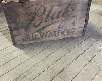 Cool old beer boxes