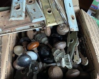 Tons of vintage door knobs.