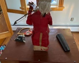 Automaton of monkey playing the violin from