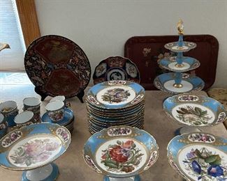 Extensive Paris Porcelain Dessert set