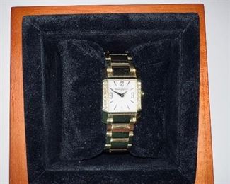 Baume & Mercier Diamant 18K gold & diamond watch
