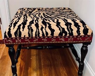 Tiger square stool