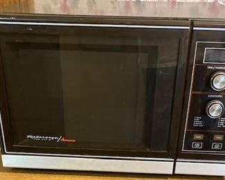 Vintage Amana Radar Range.