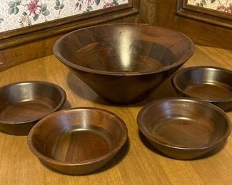 Ozark Wood Salad Bowl Set.