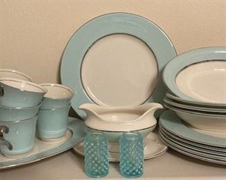 Colony House China "Antigua".