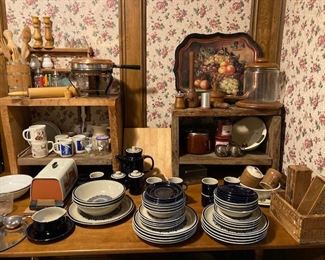 Vintage Genuine Stoneware Concord No. 511. Over 100 Pcs.