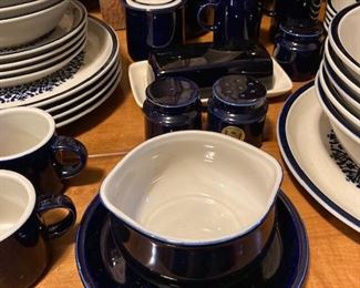 Vintage Genuine Stoneware Concord No. 511. Over 100 Pcs.