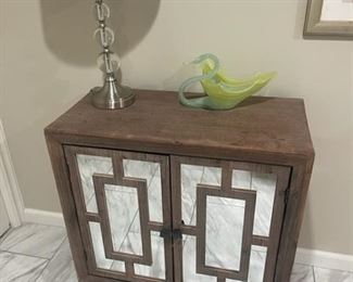 Trendy mirrored cabinet 