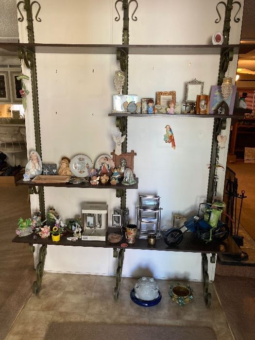 Estate Sale Everything must go! in Las Vegas, NV starts on 11/12/2022