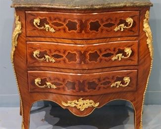 299 - French 3 drawer commode with green marble top and bronze trim, 33 in. T, 34 in. W, 17.5 in. D.