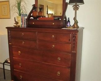 Ethan Allen British Classic King Bedroom Suite ~ 4 Poster Bed Gentleman's Chest ~ Lingerie Chests ~ Two Night Tables (Canopy Included Not Shown) ~ (Mattress Not Included)