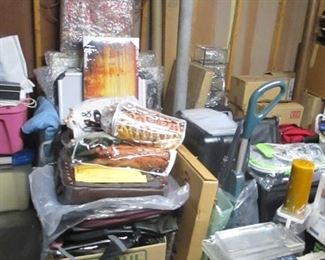 Tons of Quality Home Essentials & Decor 