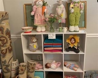 9 white Cubes with Canvas holders and Matching Rugs , Dolls and Easter Decore