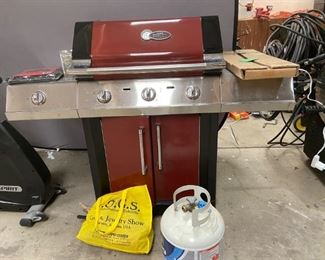 Char-Broil Red Gas Grill