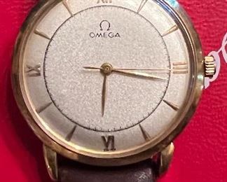 Vintage 18k gold men's Omega