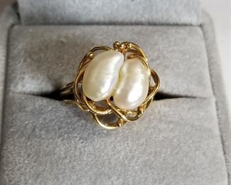 14k yellow gold freshwater pearl ring