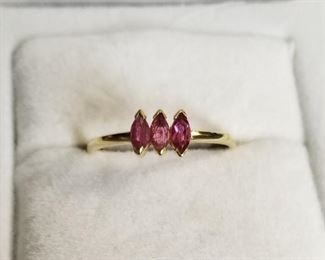 14k yellow gold & natural Ruby ring