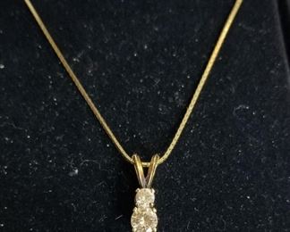 Vintage 14k yellow gold & Diamond necklace
