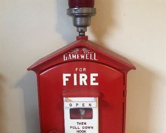 Gamewell fire alarm box with light
