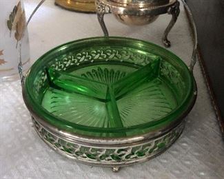 green depression relish tray