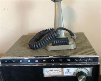 Vintage Johnson Messenger CB radio