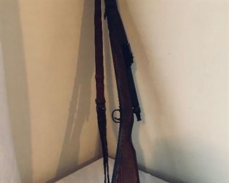 Parris Dunn Trainer Rifle