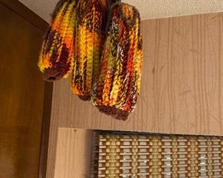 Knit indian corn.