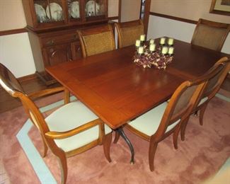 Nutmeg Table with 2 leaves and 6 chairs