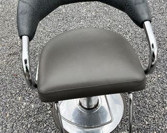 Lift Chair for Barber/ Hairdresser