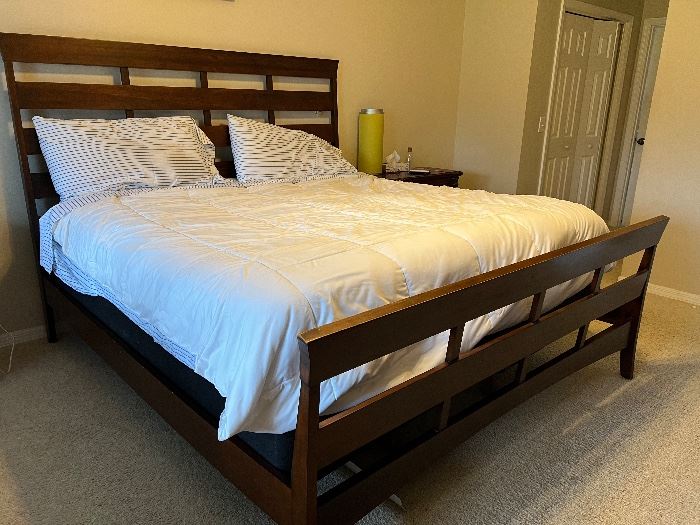 Wesley Chapel Meadow Pointe Estate Sale starts on 11/17/2022