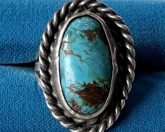 Old Pawn Navajo Sterling Silver And Turquoise Ring Size 4 - 9.2 Grams Total
