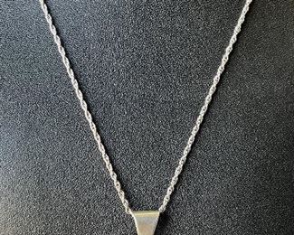 Sterling Silver Mexico T2-17 Onyx Pendant With Sterling Silver Twist Chain Necklace - 17.8 Grams Total