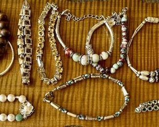 Vintage Lot Of Rhinestone, Tennis, Stone And Wood Bead Bracelets 