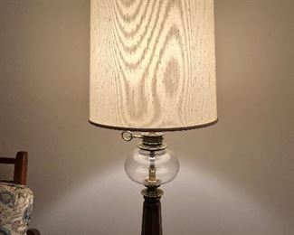 Table lamp