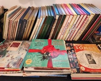 Old 33 records in very good condition in original cases