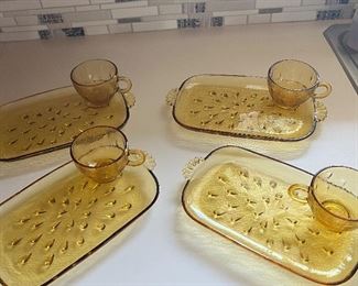 MidCentury Modern plate and cup set