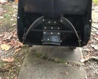 Honda snowblower(to show blades)
