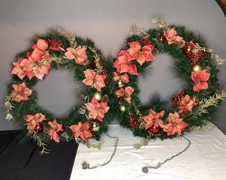 Lighted Christmas Wreaths
