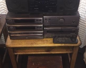 Denon D-700 with remote