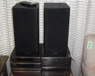 Denon D-700 with speakers