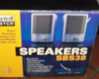 Sound Blaster SBS38 speakers